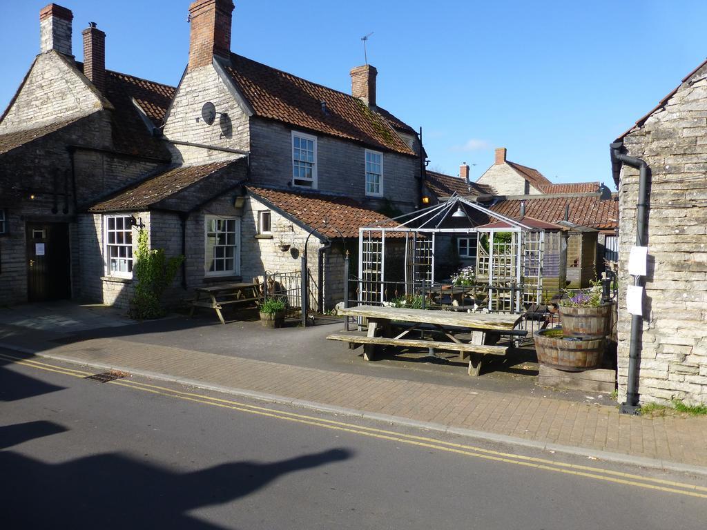 Unicorn Inn Somerton (Somerset) Exterior photo